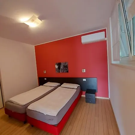 Treccani Lägenhetshotell 4*